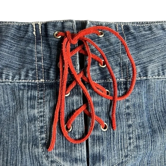 Y2K vtg HOTKISS jean skirt ,made in USA.size 9 ,blue with red Lace up,red hem. - Picture 3 of 14